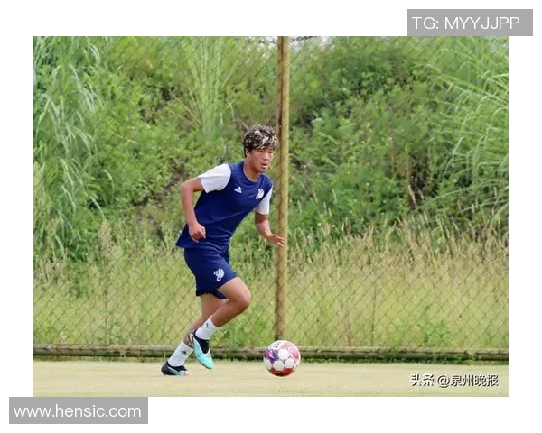 最助的足球明星：他们如何改变比赛并激励无数年轻球员的成长之路