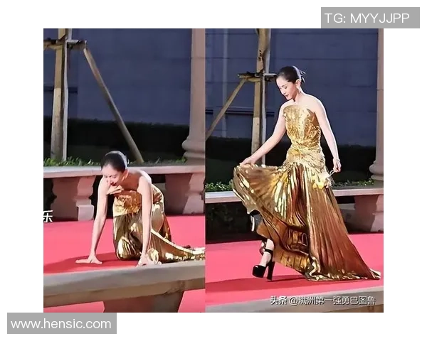 足球明星拍照时意外现身引发粉丝热议瞬间成焦点 足球明星拍照时意外现身引发粉丝热议瞬间成焦点