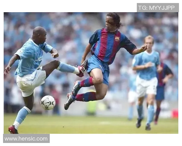 足球明星背后的故事与精彩瞬间全记录视频分享 足球明星背后的故事与精彩瞬间全记录视频分享